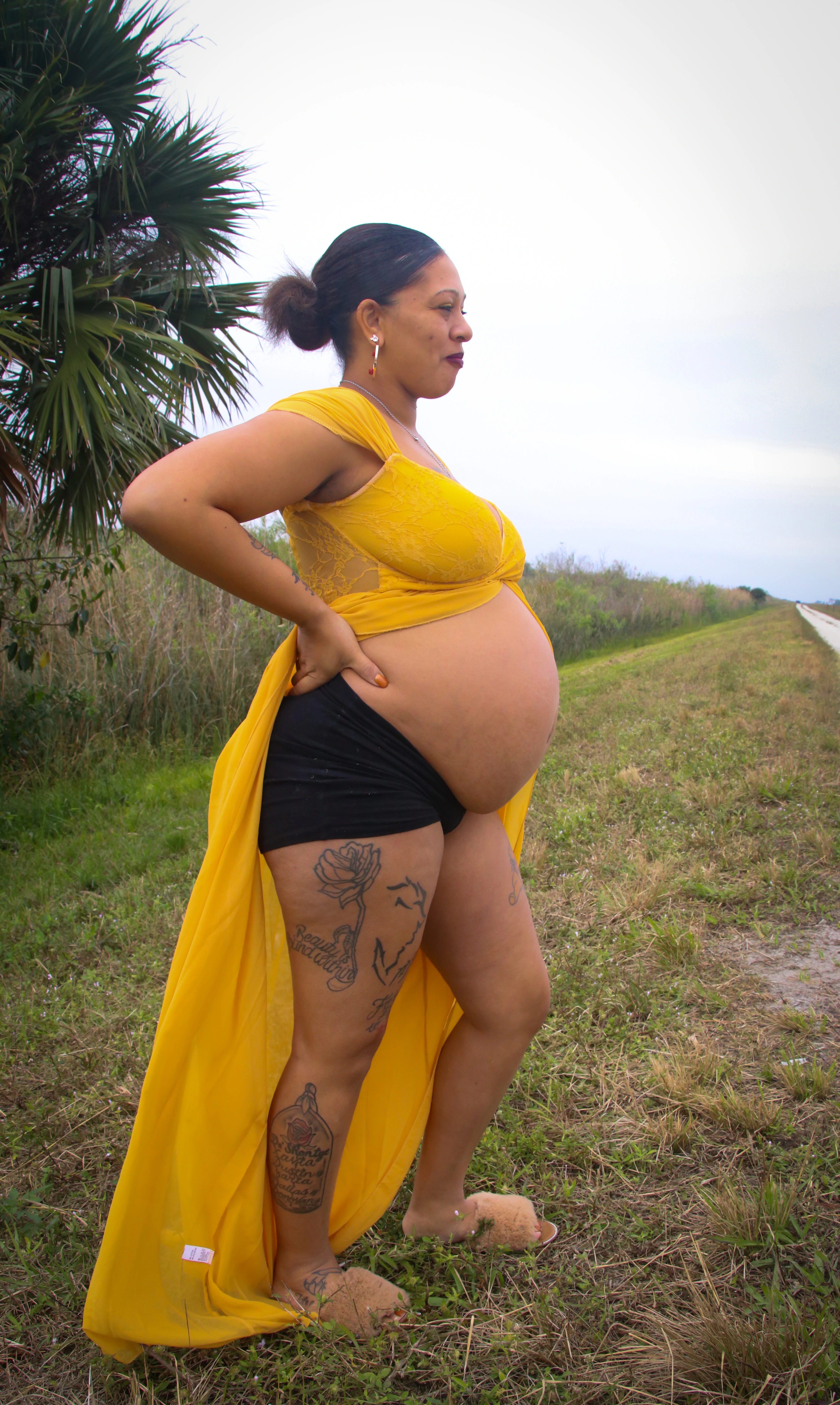 Maternity photo 1